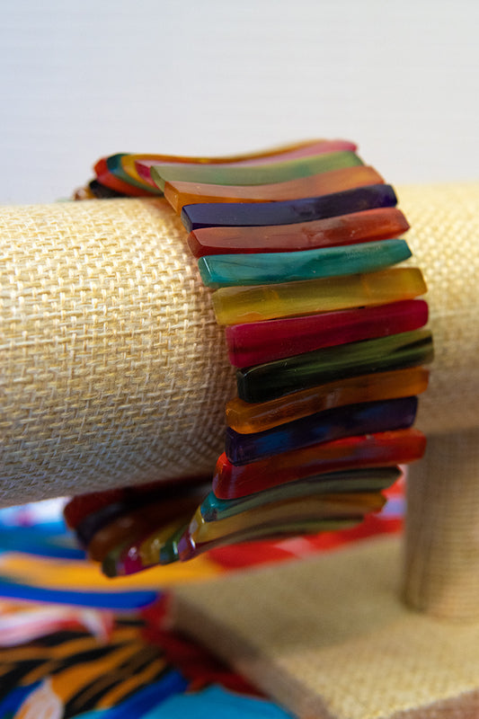 Bracelet  teinté • Elastique, multicolor, lames plates • Corne de zébu de Madagascar