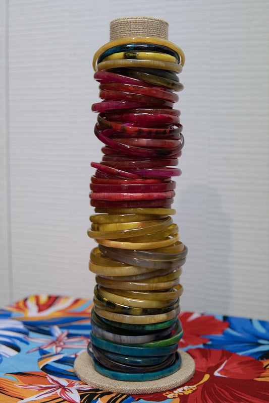 Bracelet anneau teinté • Corne de zébu de Madagascar
