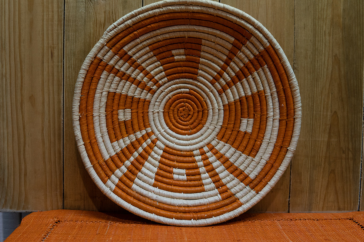 Corbeille • Design indigène  • Orange