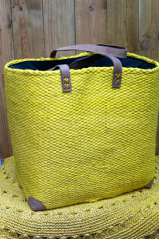 Panier en sisal, anse cuir