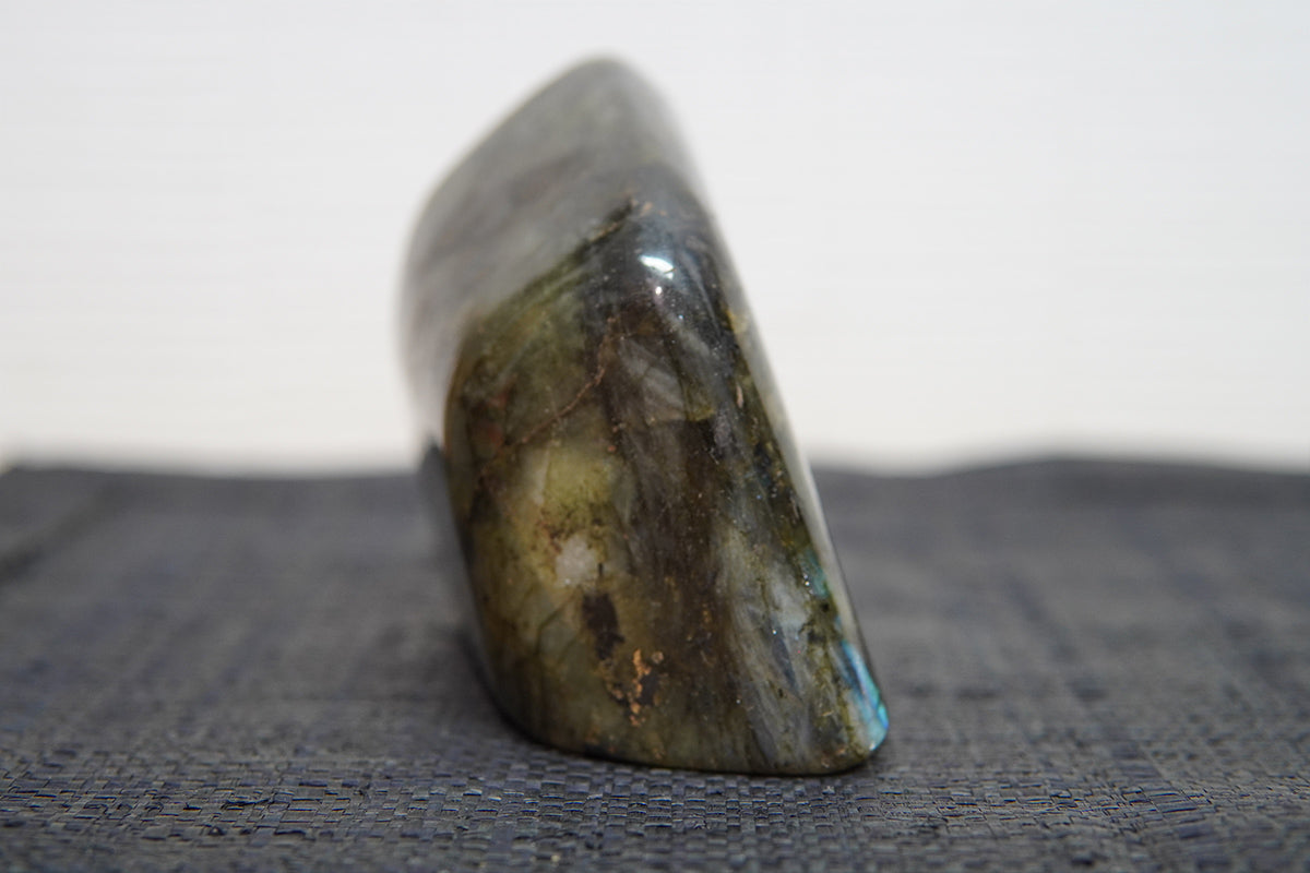 Labradorite 2